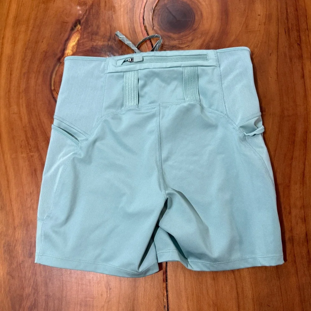 Nike Trail Tight Fit Running Women's Shorts Small Dri Fit HV2352 Bike Pocket L11